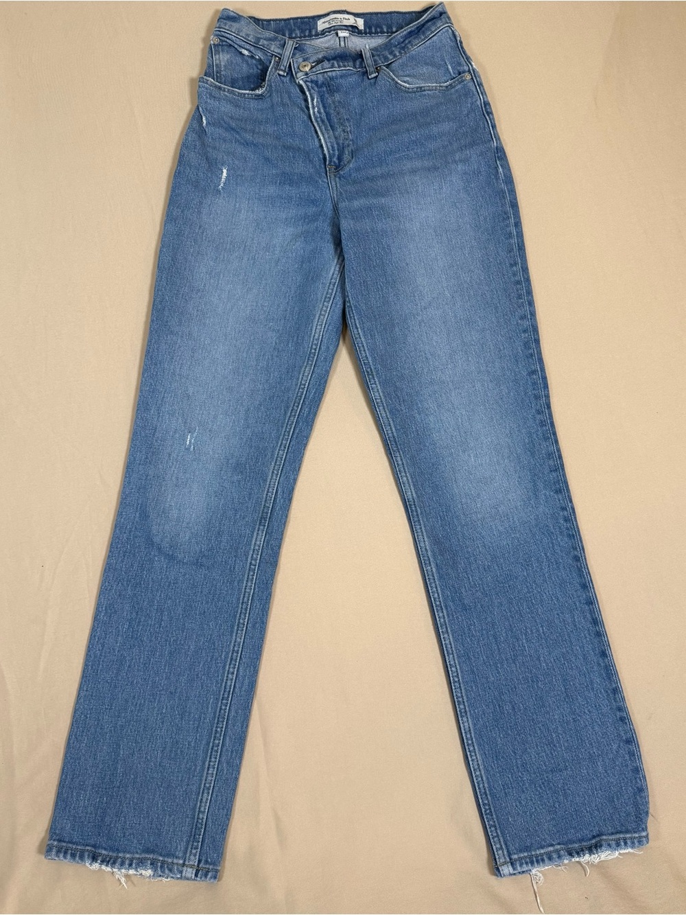 Abercrombie & Fitch The 90’s Straight Ultra High Rise, 26/2R, Curve Love.